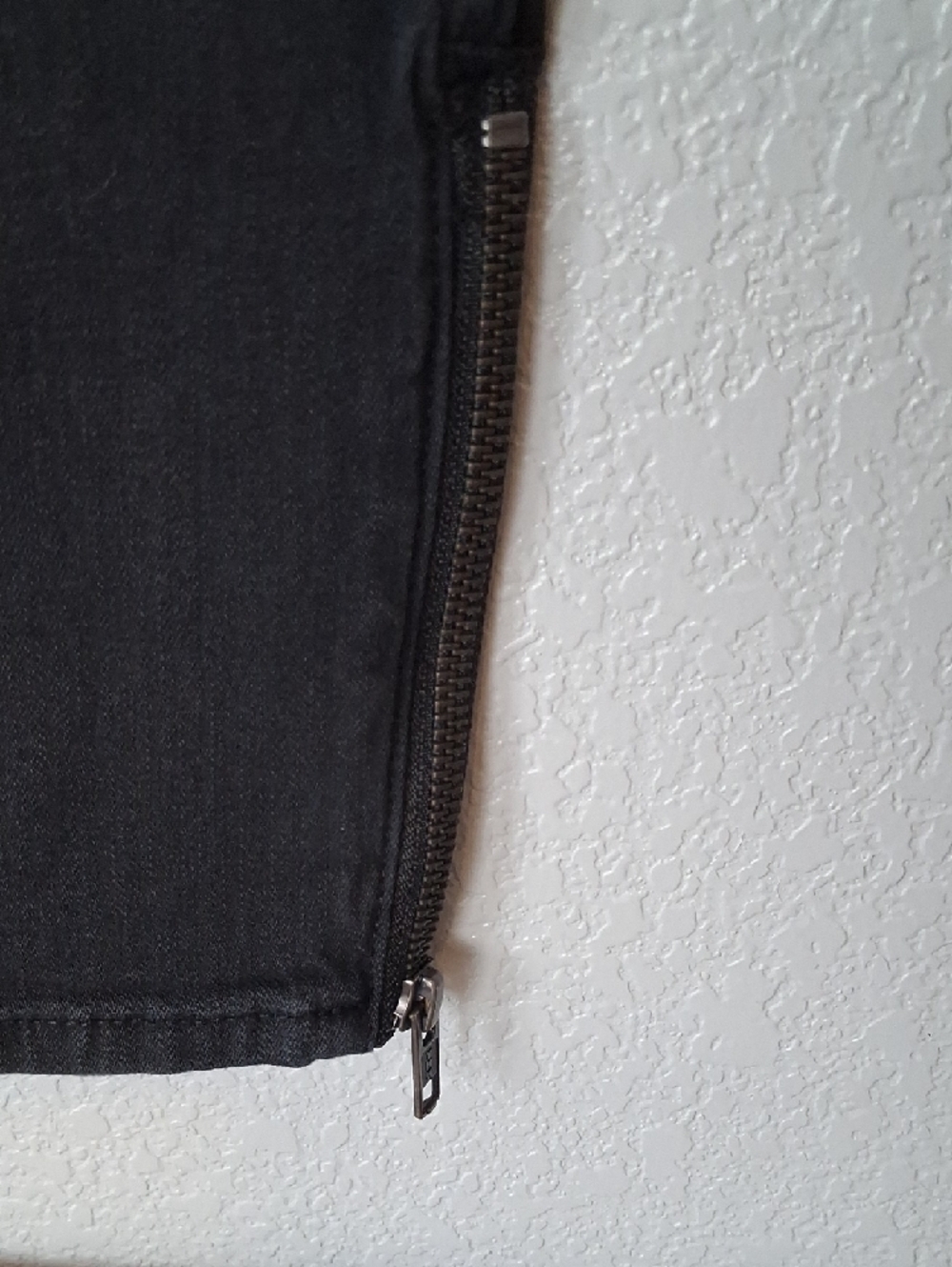 BLK DNM Black Skinny High-Rise Jeans with Ankle Zips - Picture 6 of 9